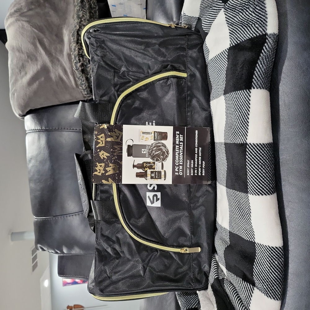 Gym Bag with 5 Pc Complete Gym Essential Set